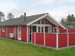 Adorable Holiday Home in S by with Terrace Lyngså